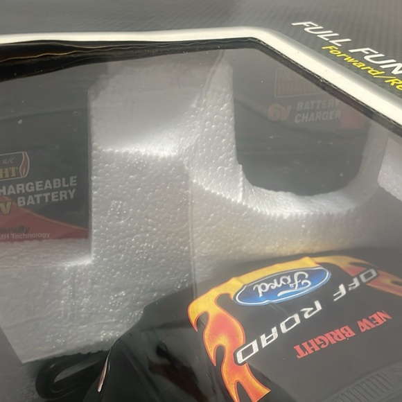 New Bright Remote Control Car - Picture 3 of 10